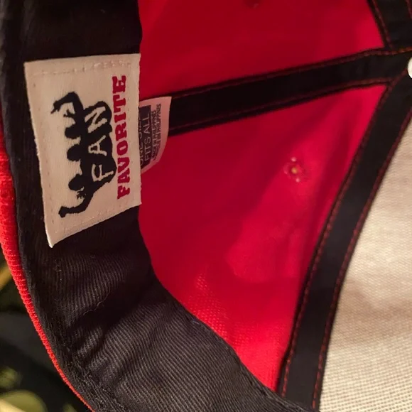 Boston Red Sox Baseball Cap - Picture 3 of 6